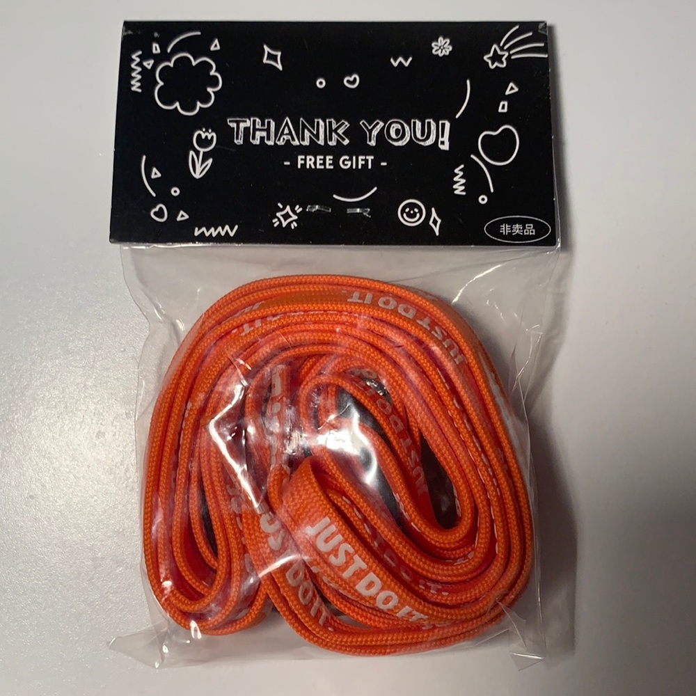🧡 FREE shoes laces